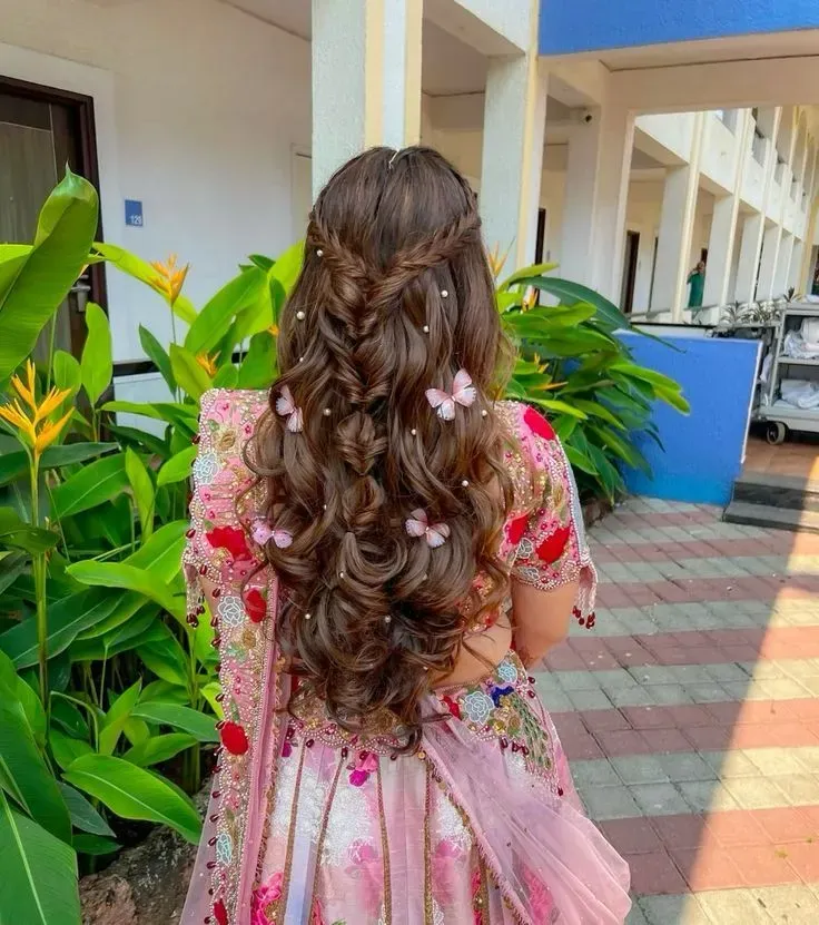 Messy Hairstyle For Indian Bride