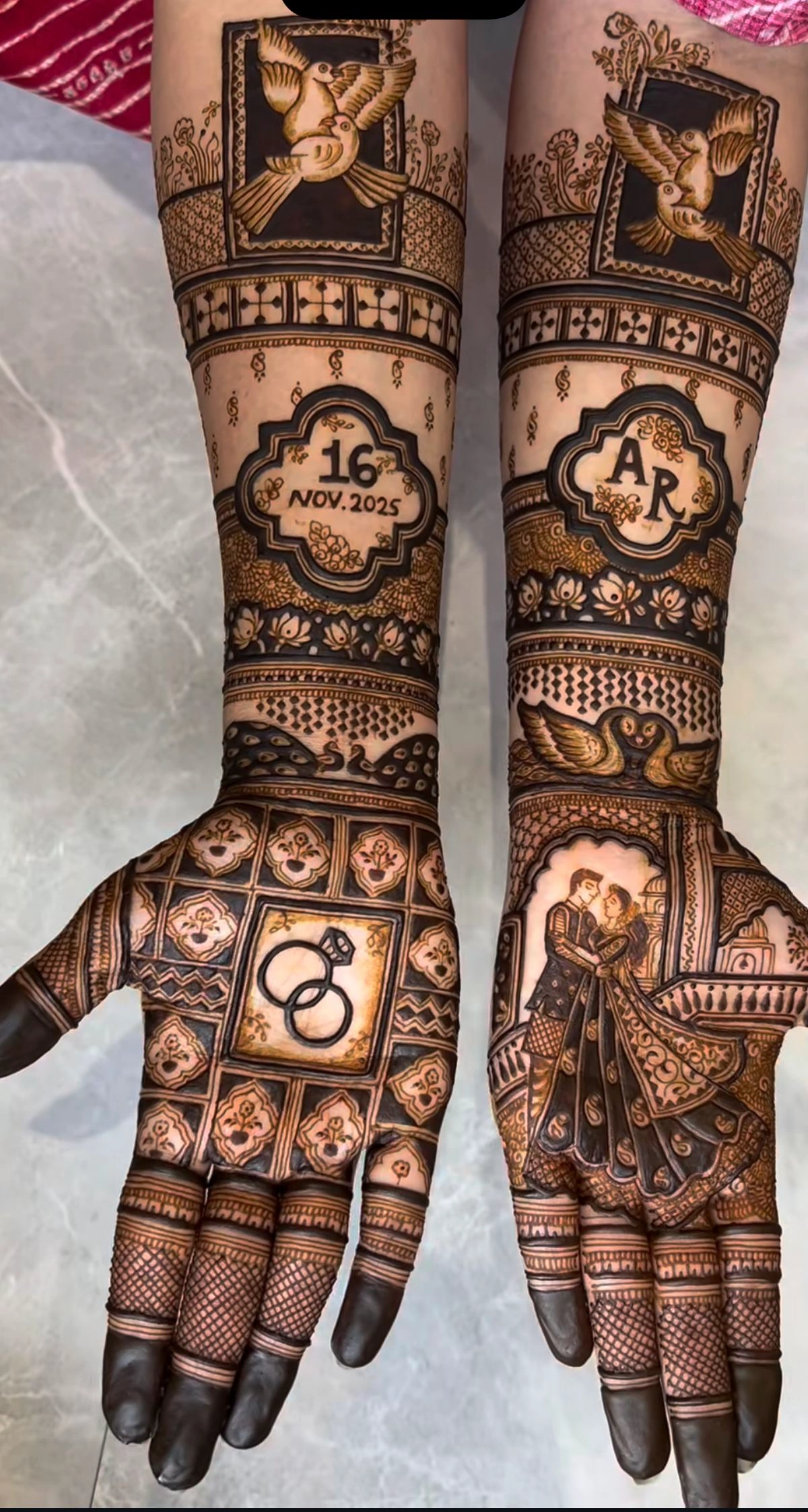 Dtae style mehandi design