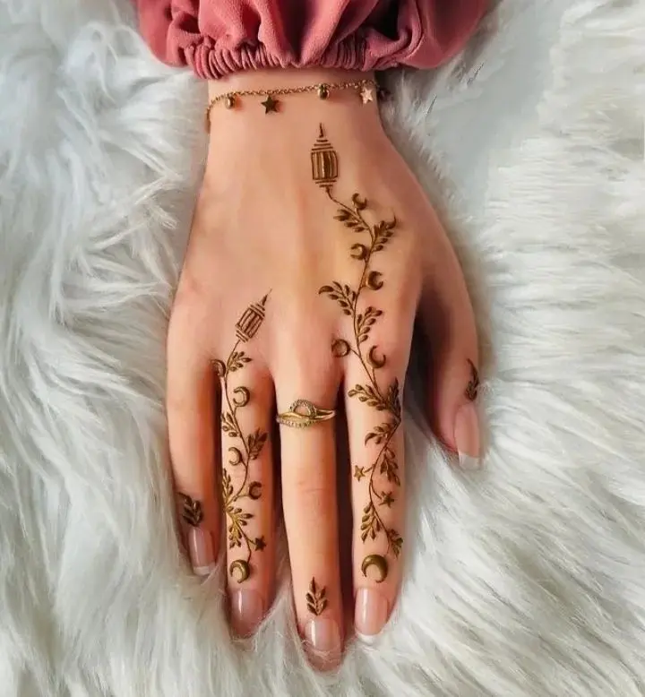 two finger mehandi designs