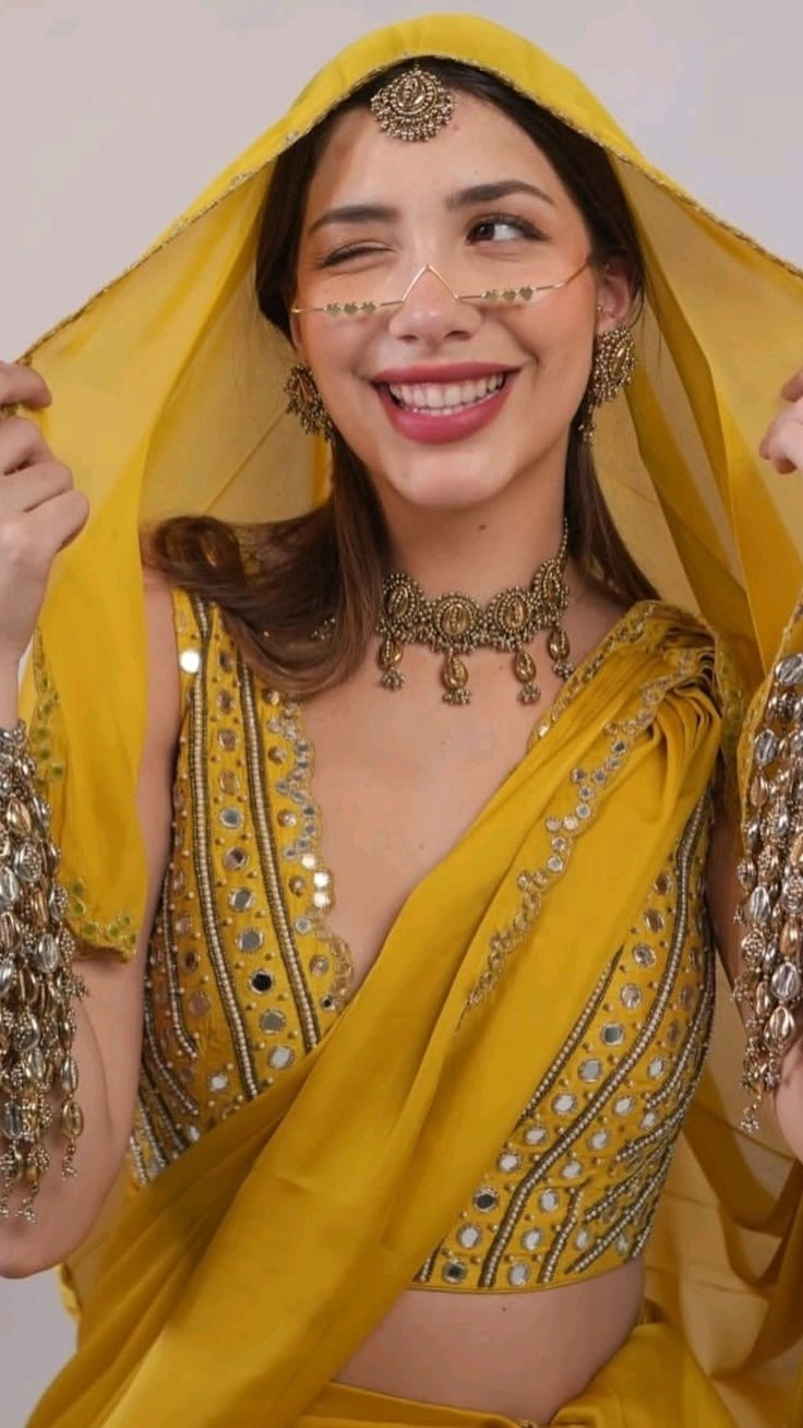 how to wear facelets