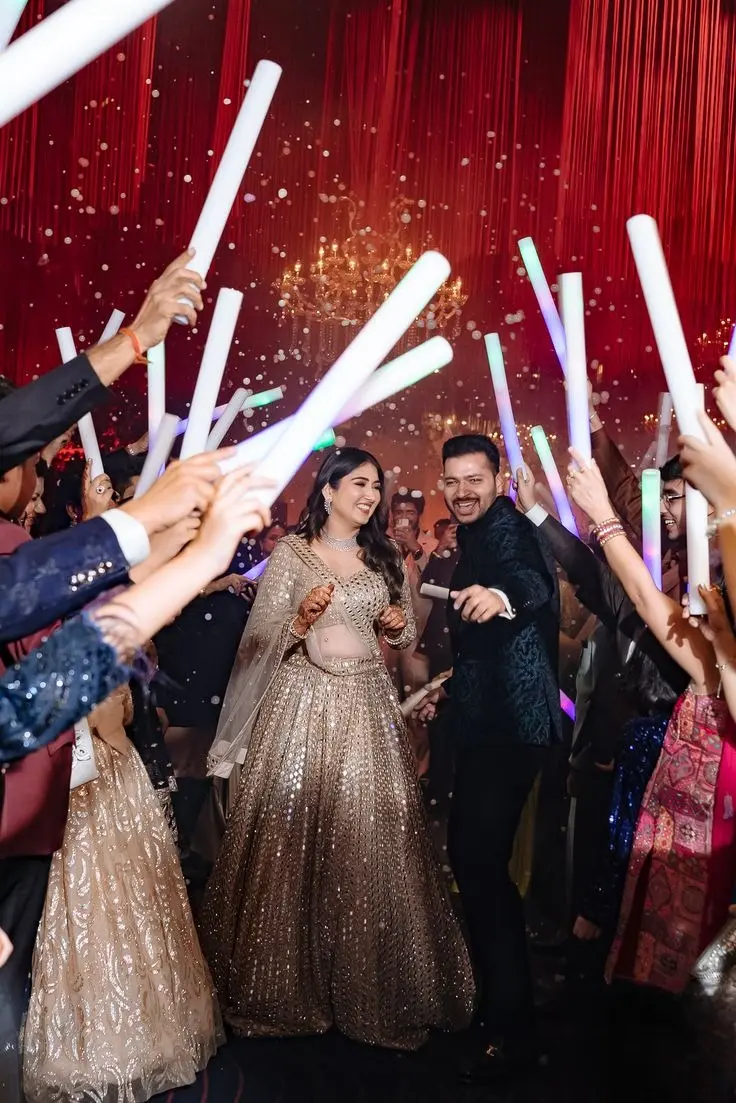 couple wedding entry ideas