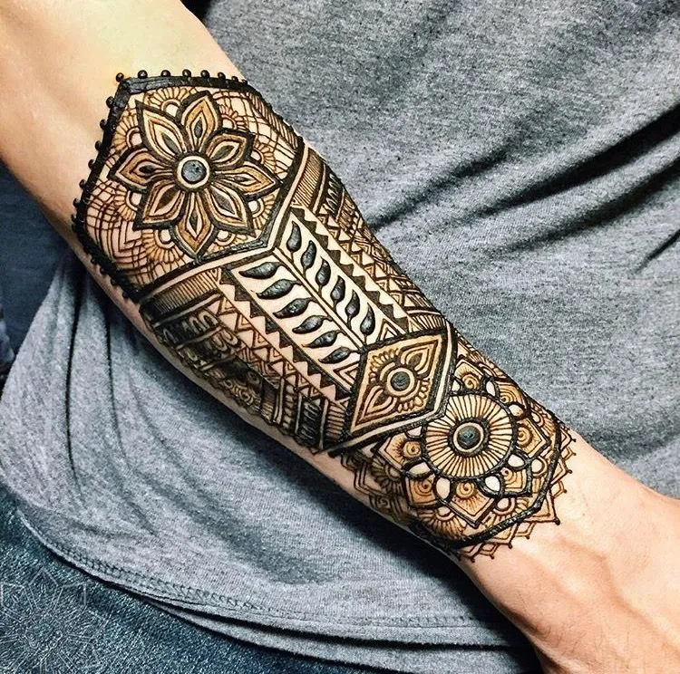 Forearm Modern Mehandi design
