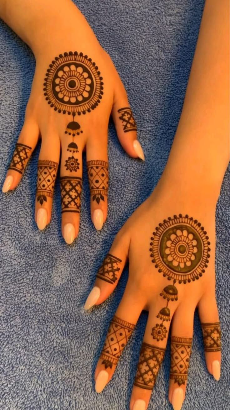 Centre Mandala Mehndi Designs