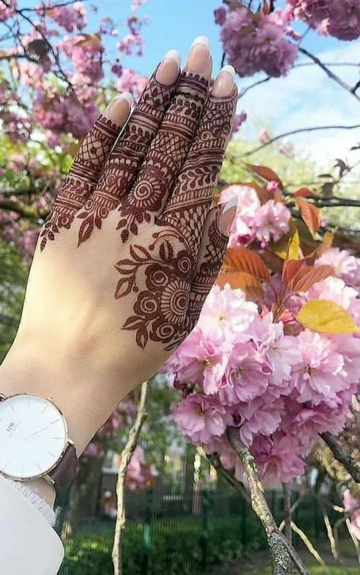 Bold bridal designs for fingers