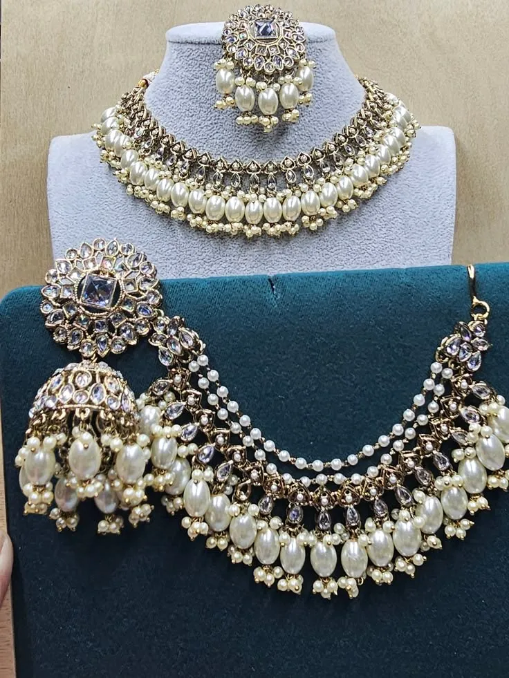 Pearl Jewellery Set