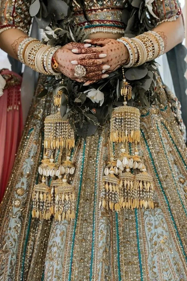 The Awe Simple & Personalized Kalira