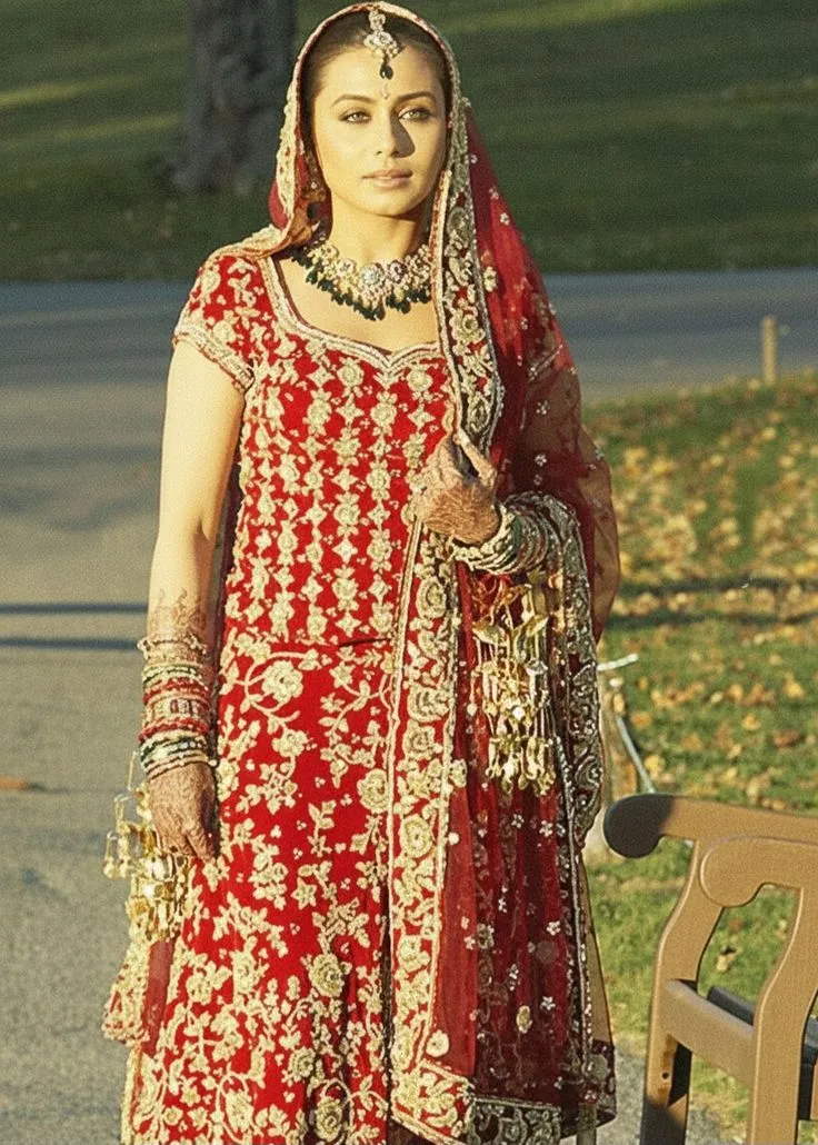 Rani Mukherjee bridal lehenga look