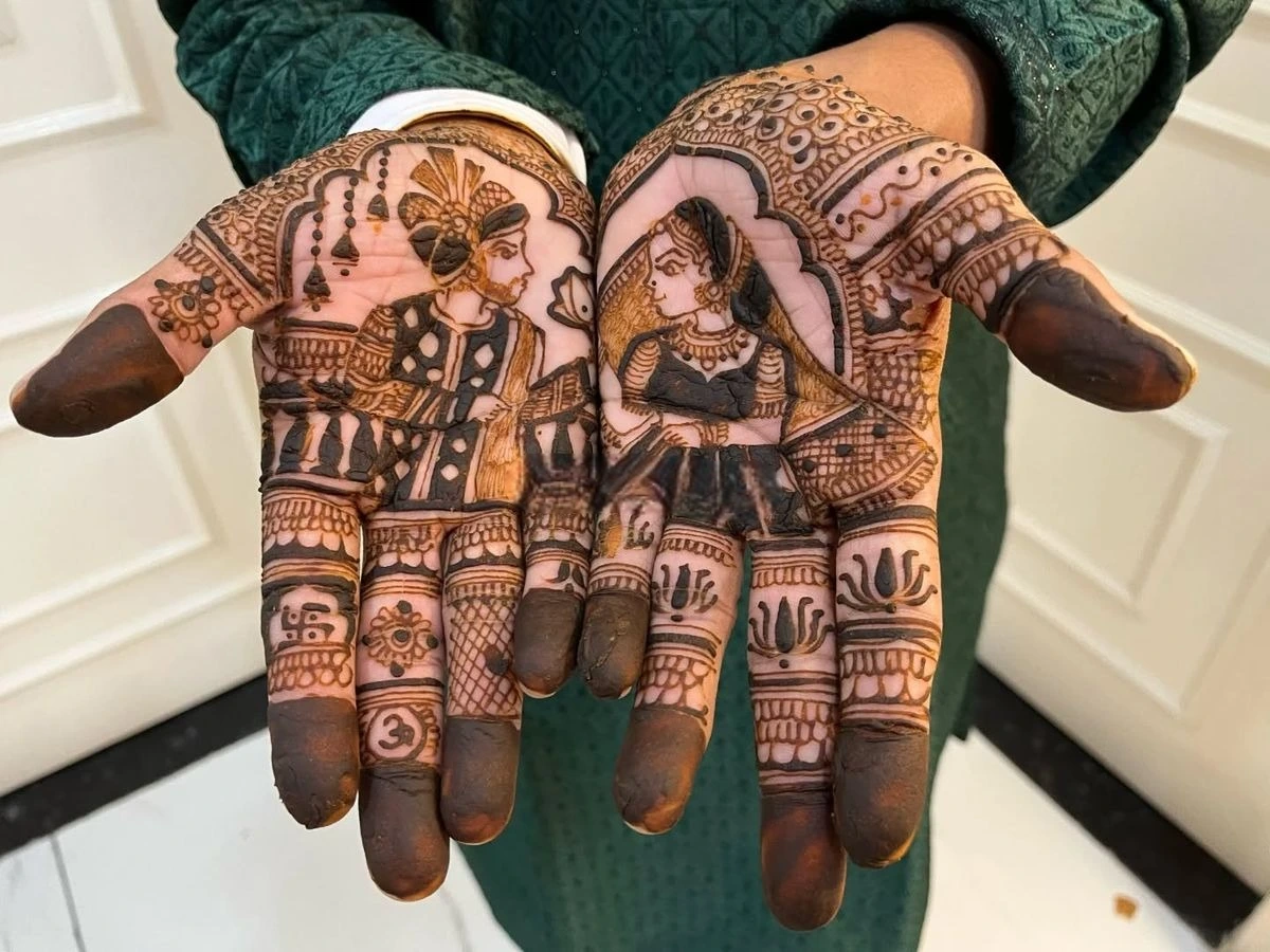 Traditional groom mehandi design