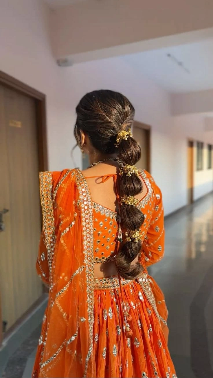 fresh flowers for hair with bridal flower design