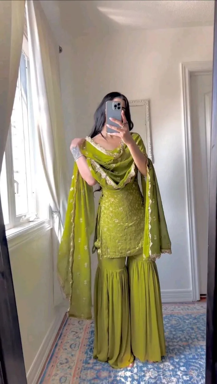 Bridal Mehndi Dresses