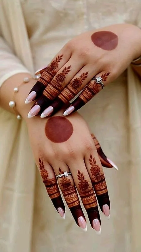 Finger Henna mehandi