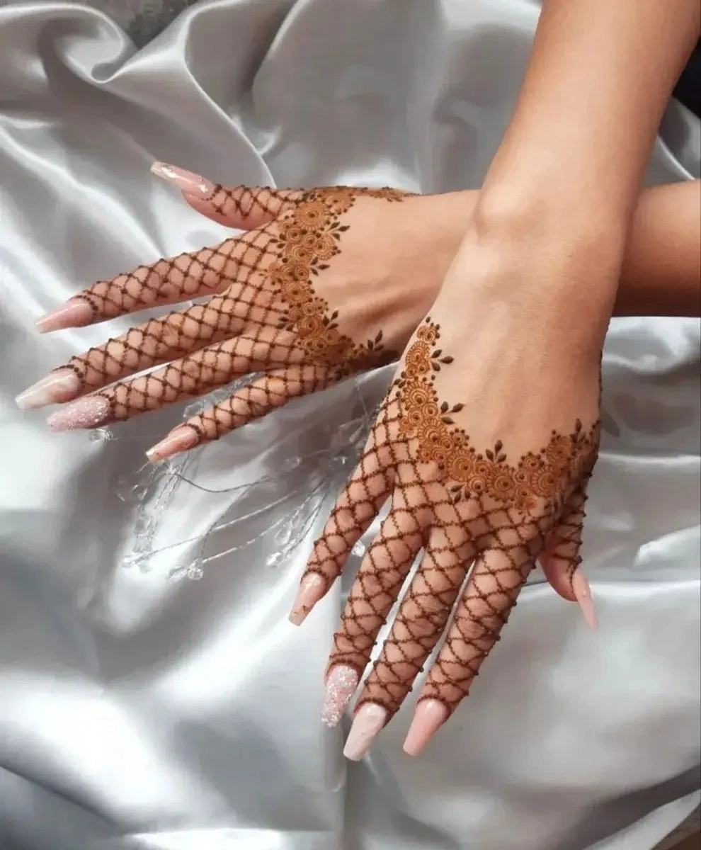 Jaipur style finger mehandi