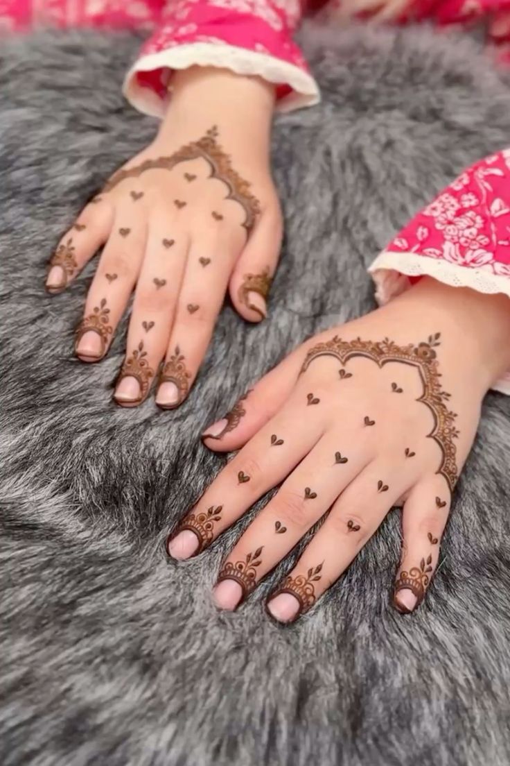 Finger Mehndi Designs