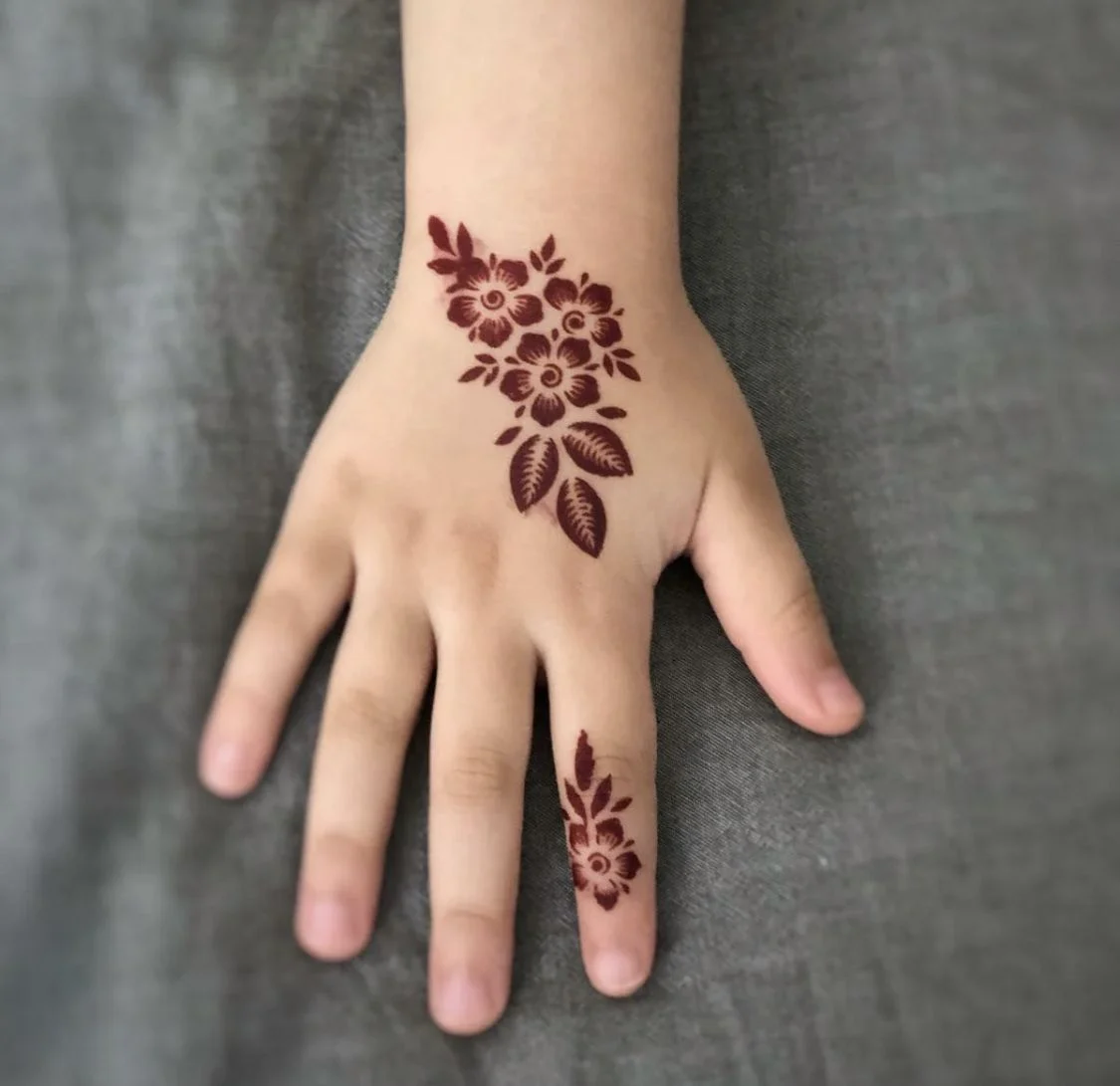 Stylish Single-finger Mehndi Ideas for Kids