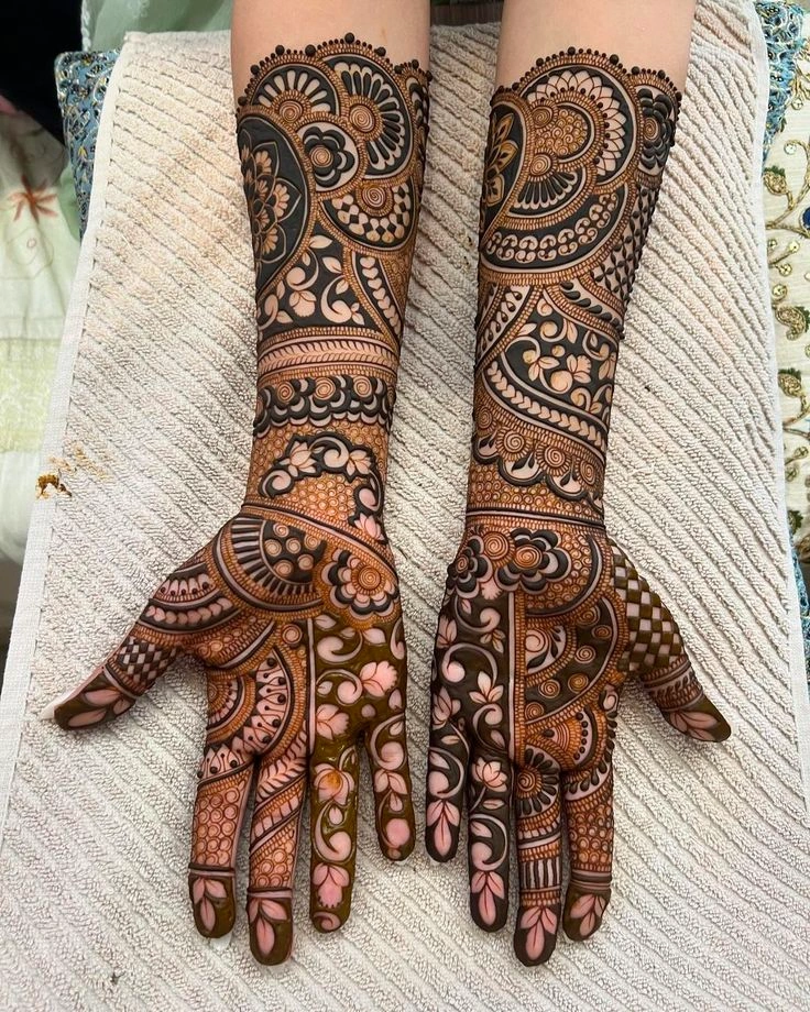 Pakistani Bridal Full hand mehandi design