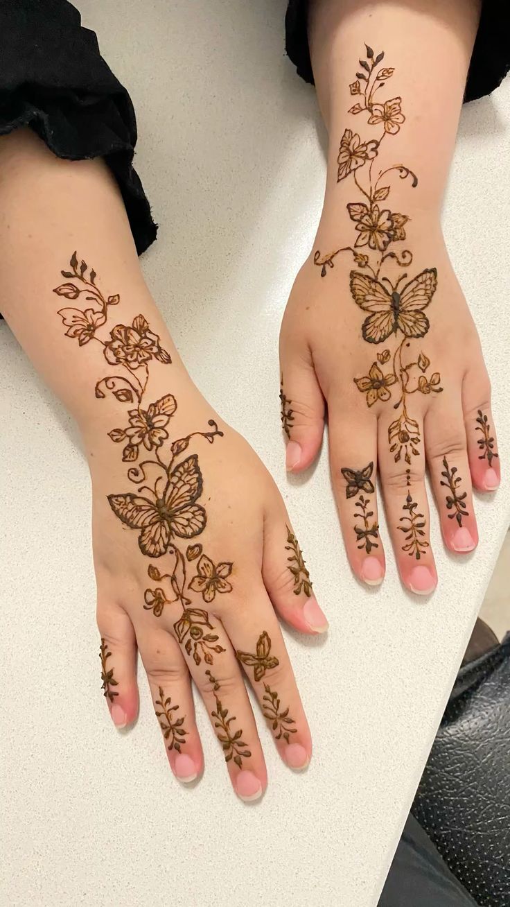 Butterfly Mehendi Patterns