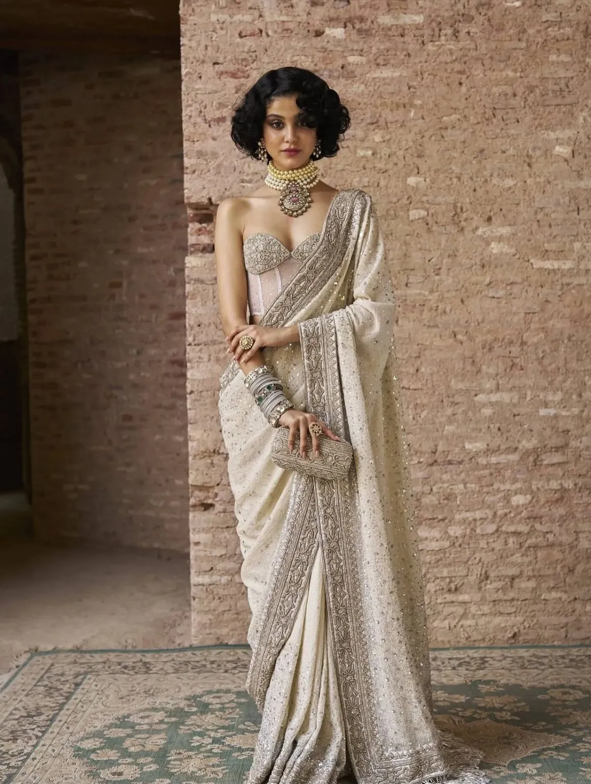 corsets saree for girl