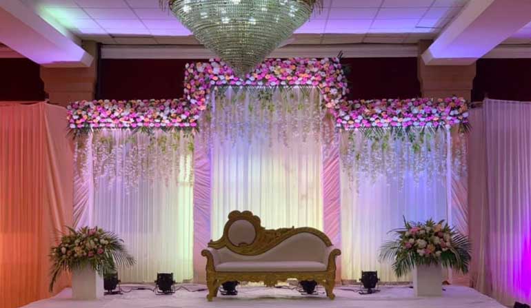 venue-img