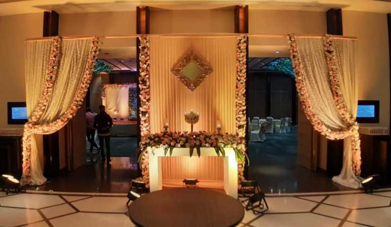venue-img