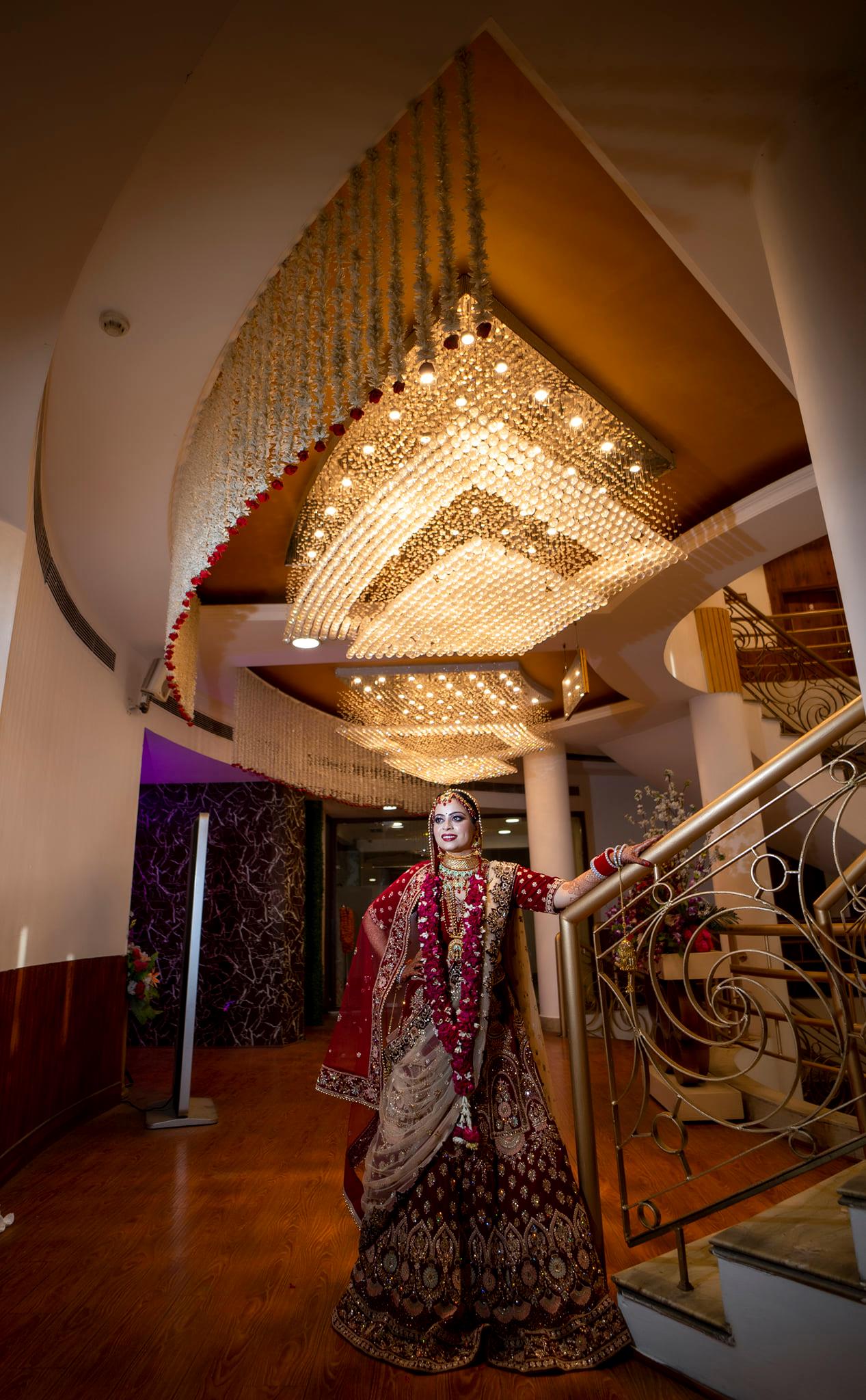 venue-img