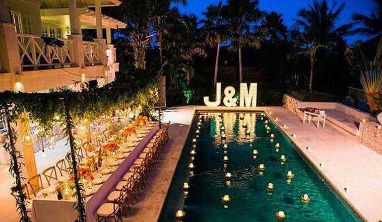 venue-img