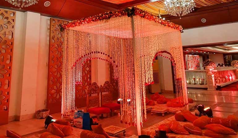venue-img