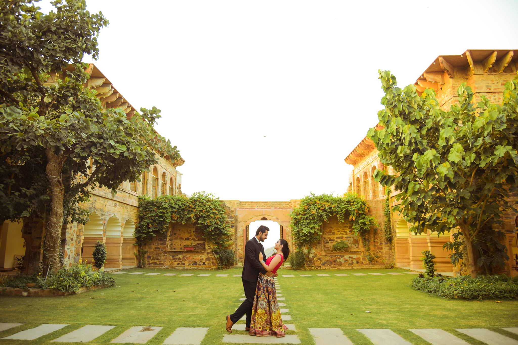 venue-img