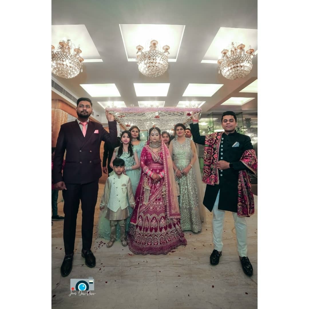 venue-img