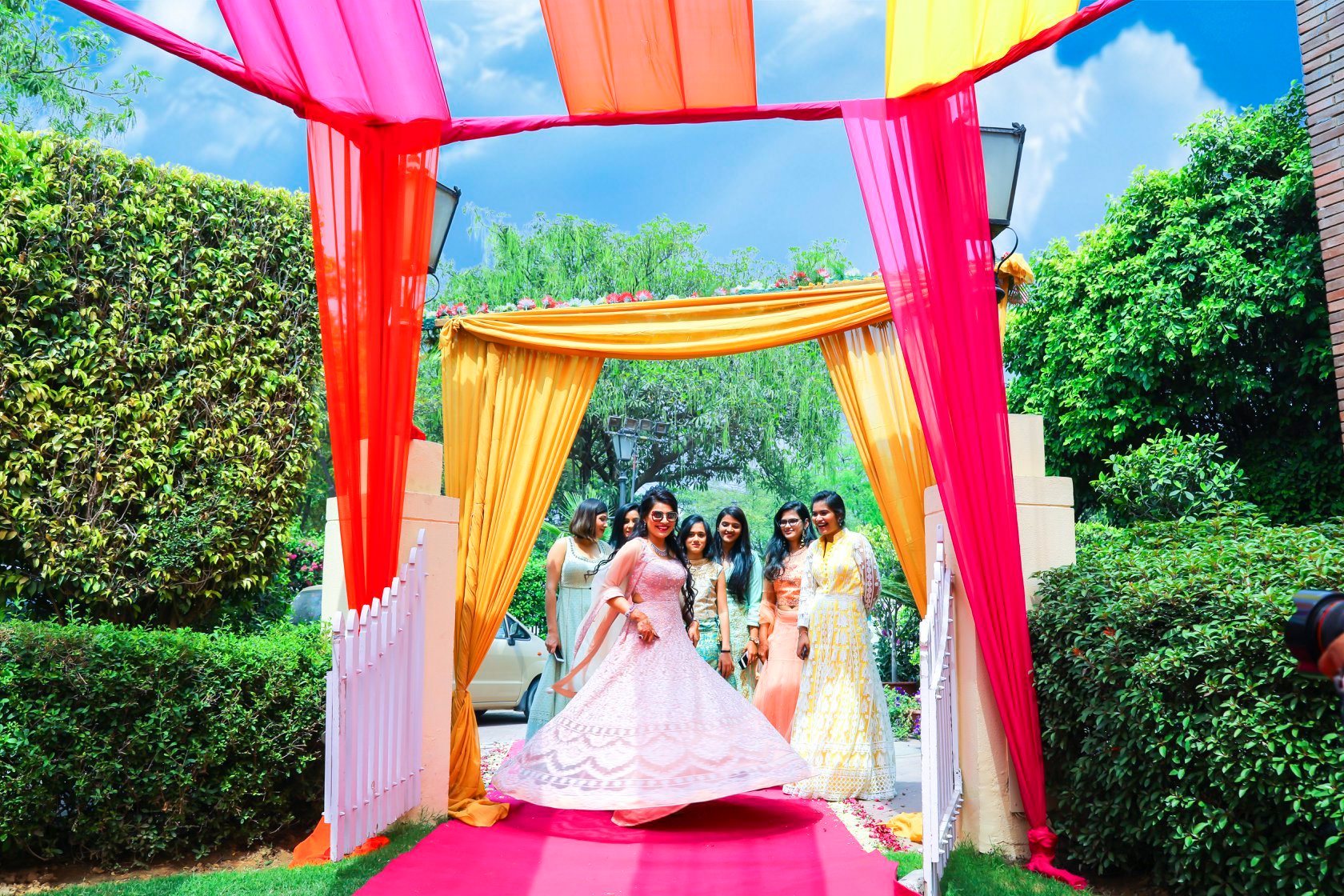 venue-img