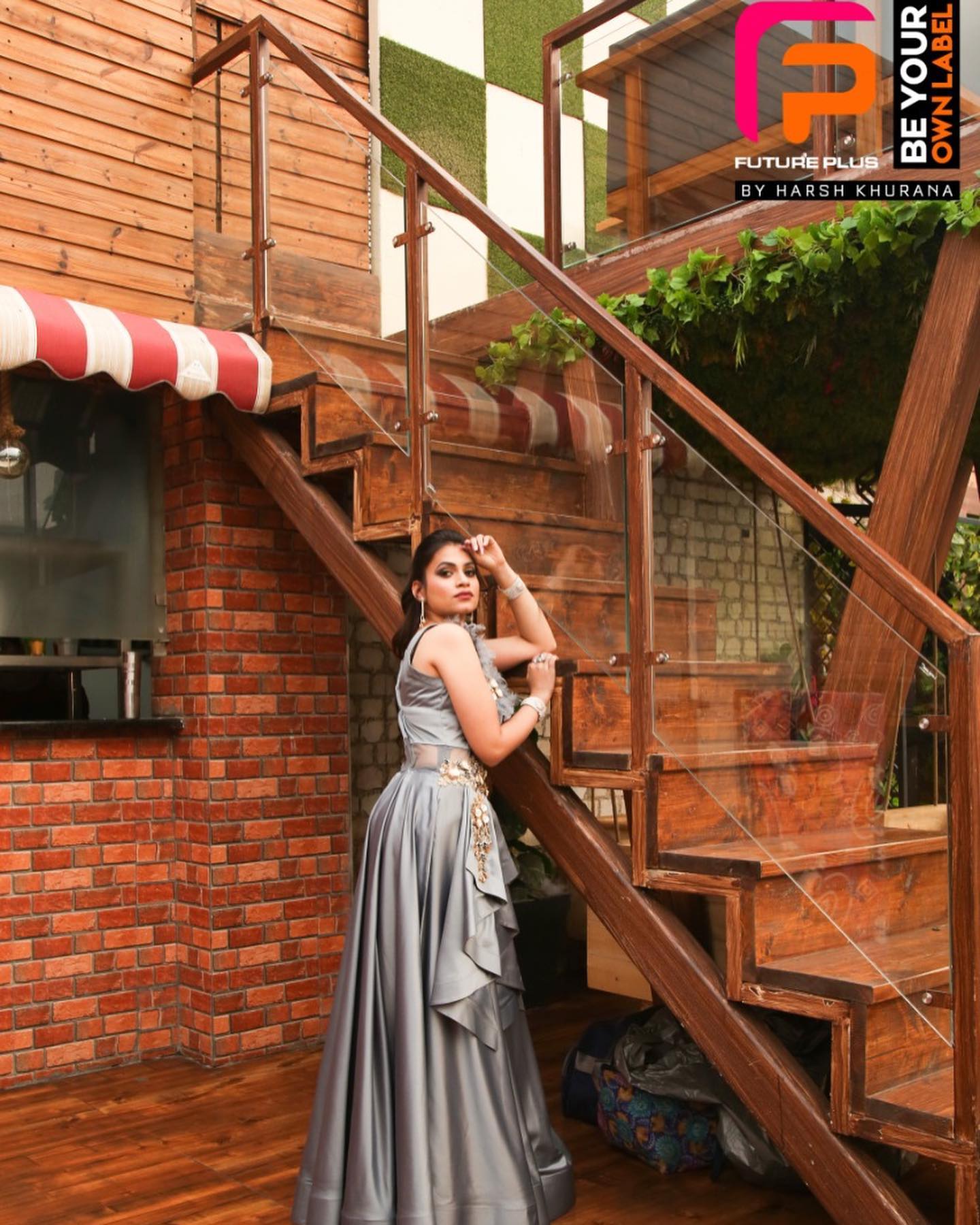 venue-img