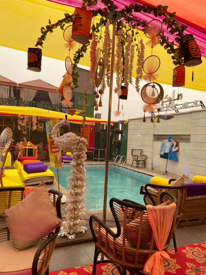venue-img