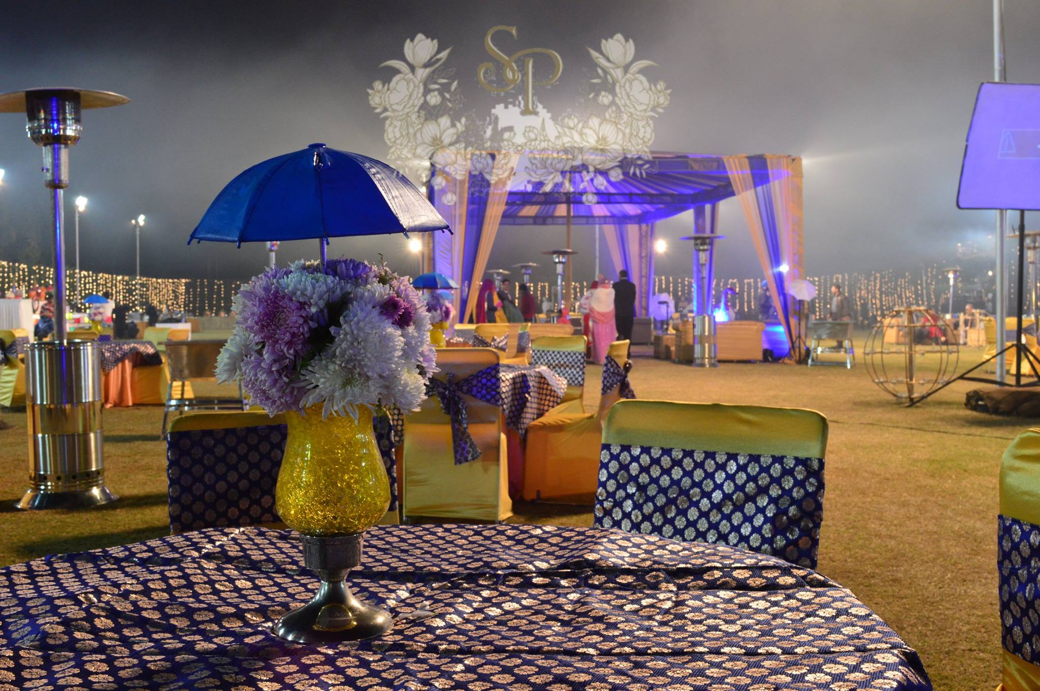 venue-img