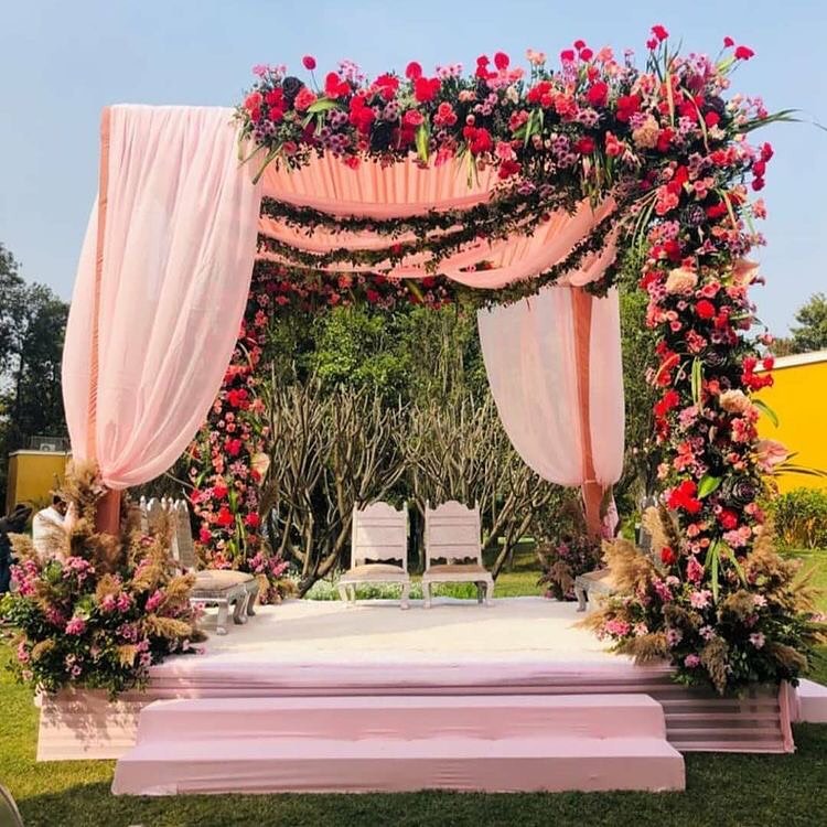 venue-img
