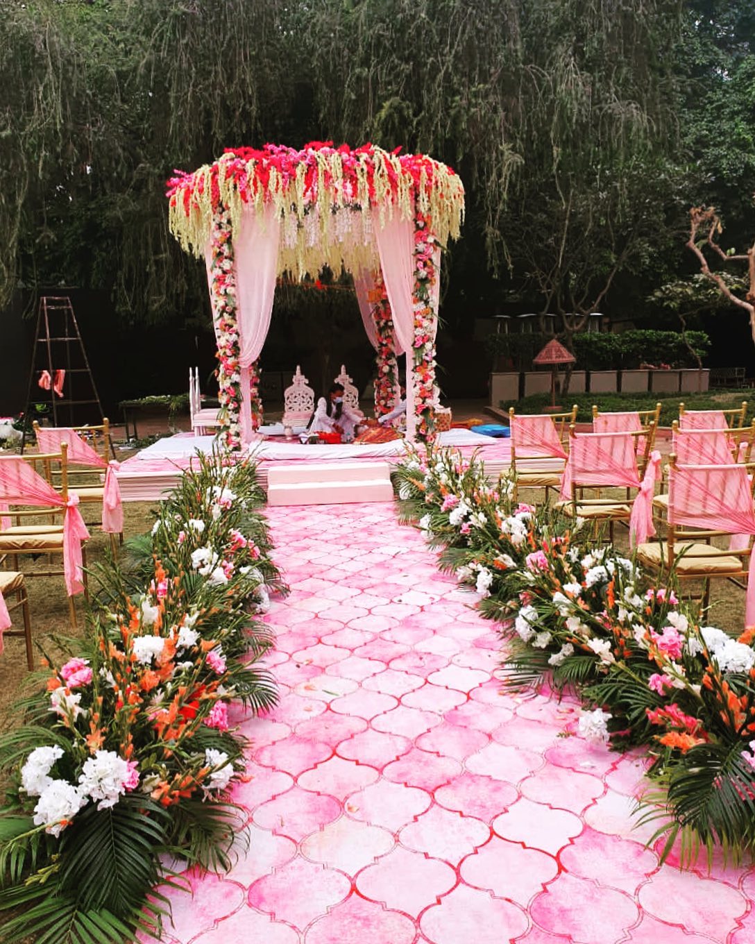venue-img