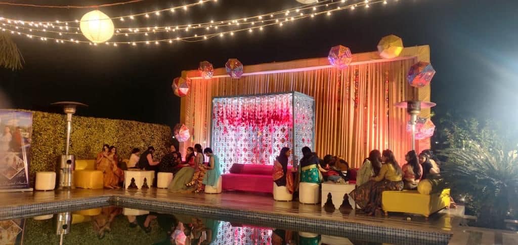 venue-img