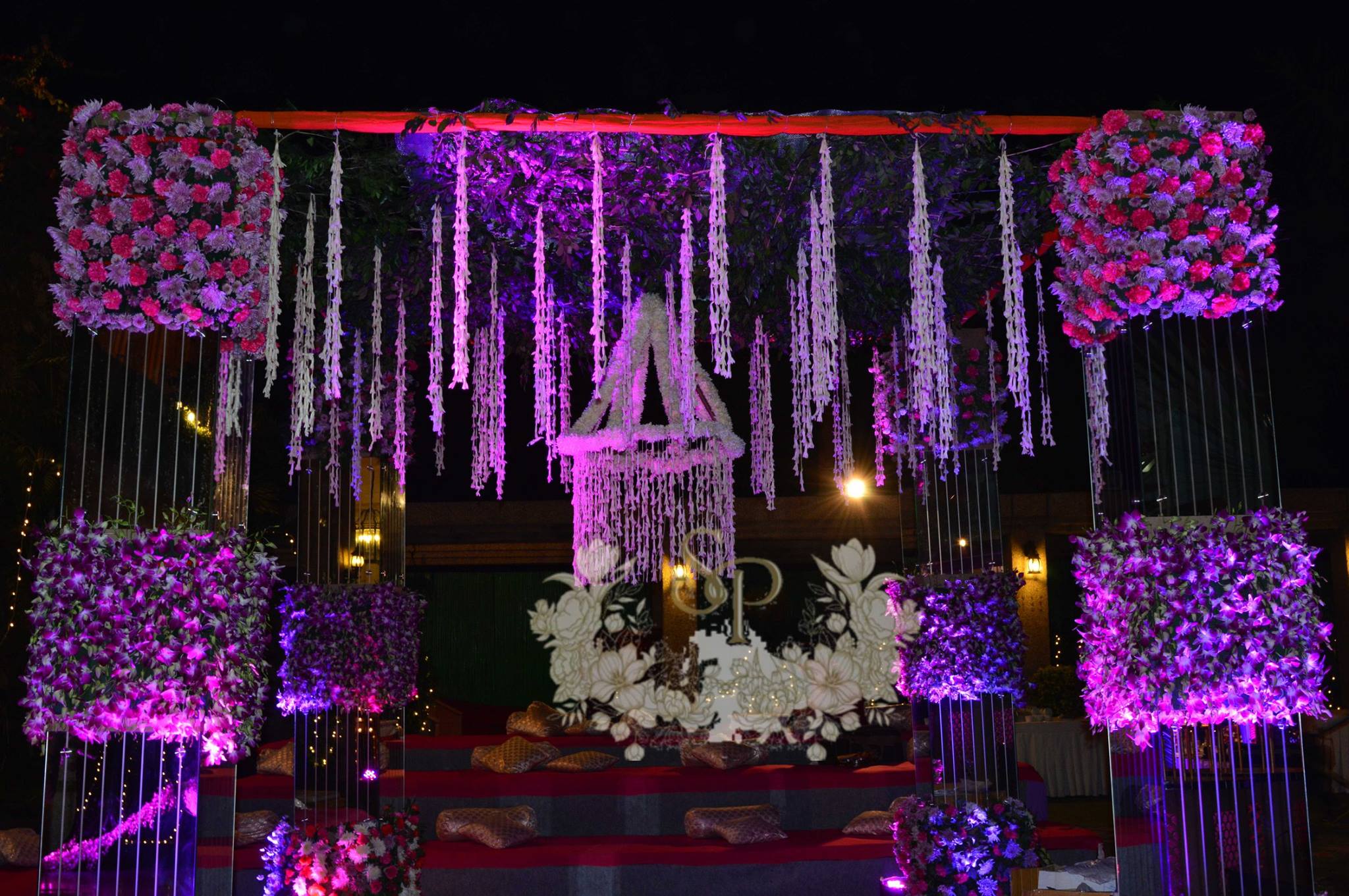 venue-img