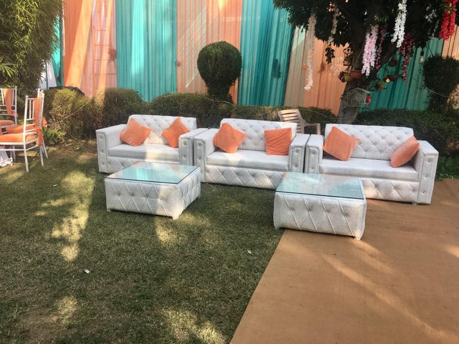 venue-img