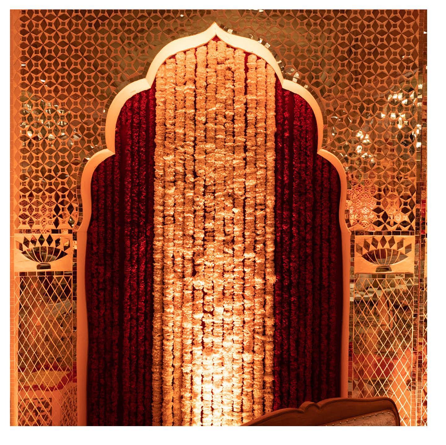 venue-img