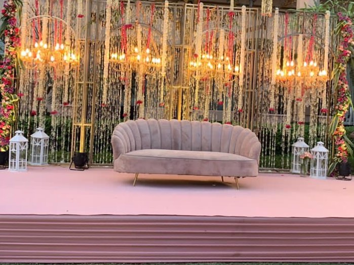 venue-img