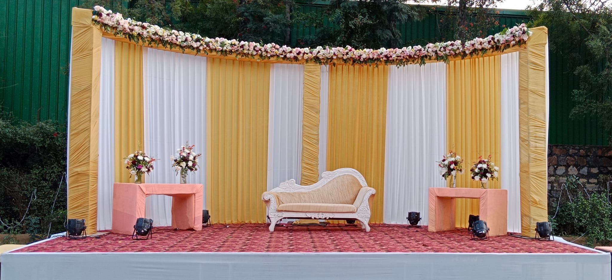 venue-img