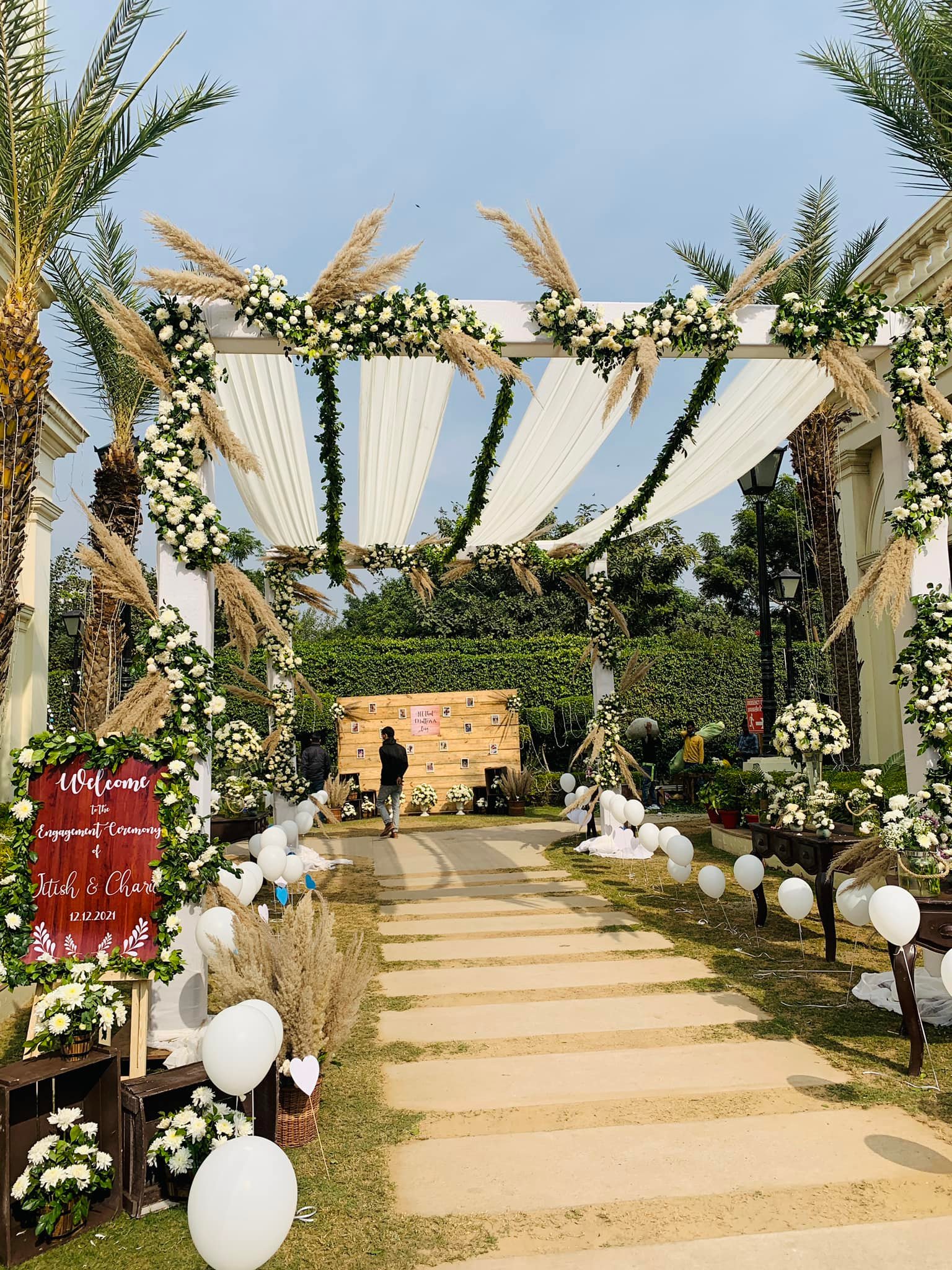 venue-img