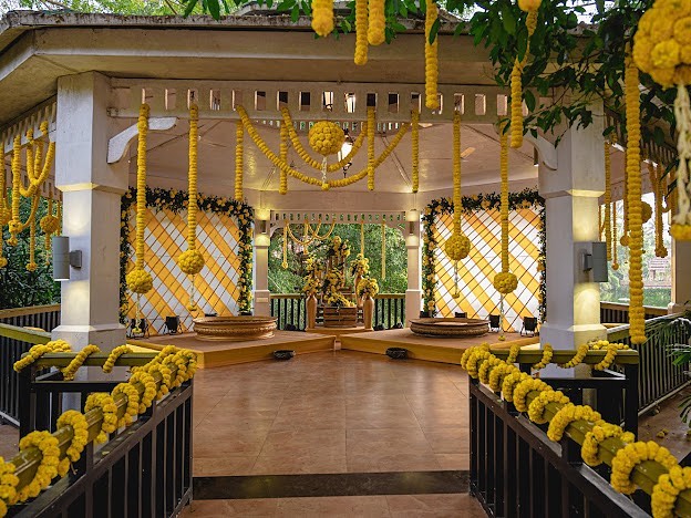 venue-img