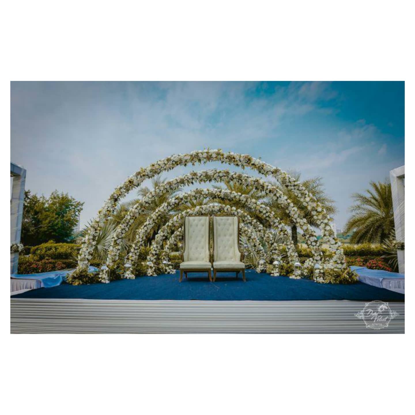 venue-img