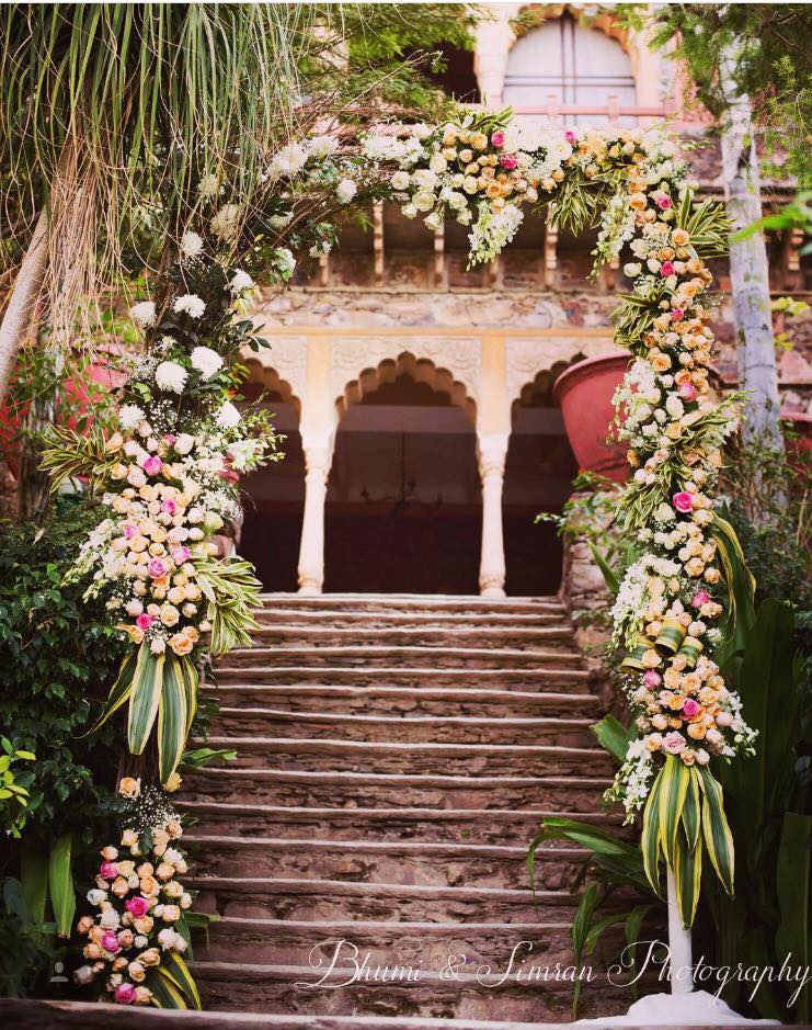 venue-img