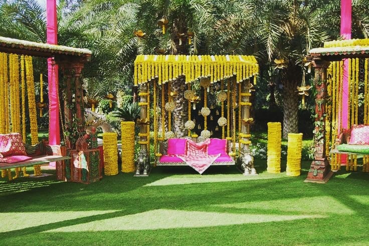 venue-img
