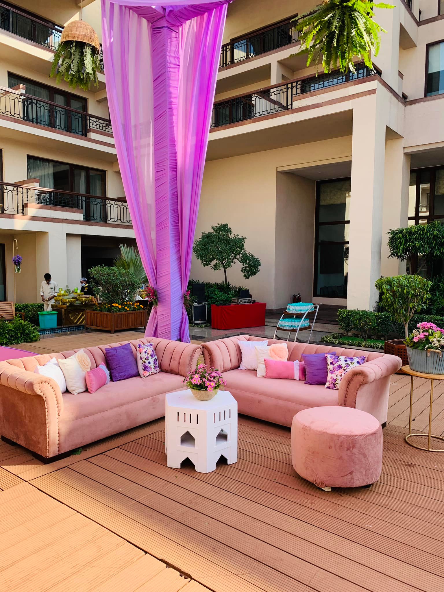 venue-img