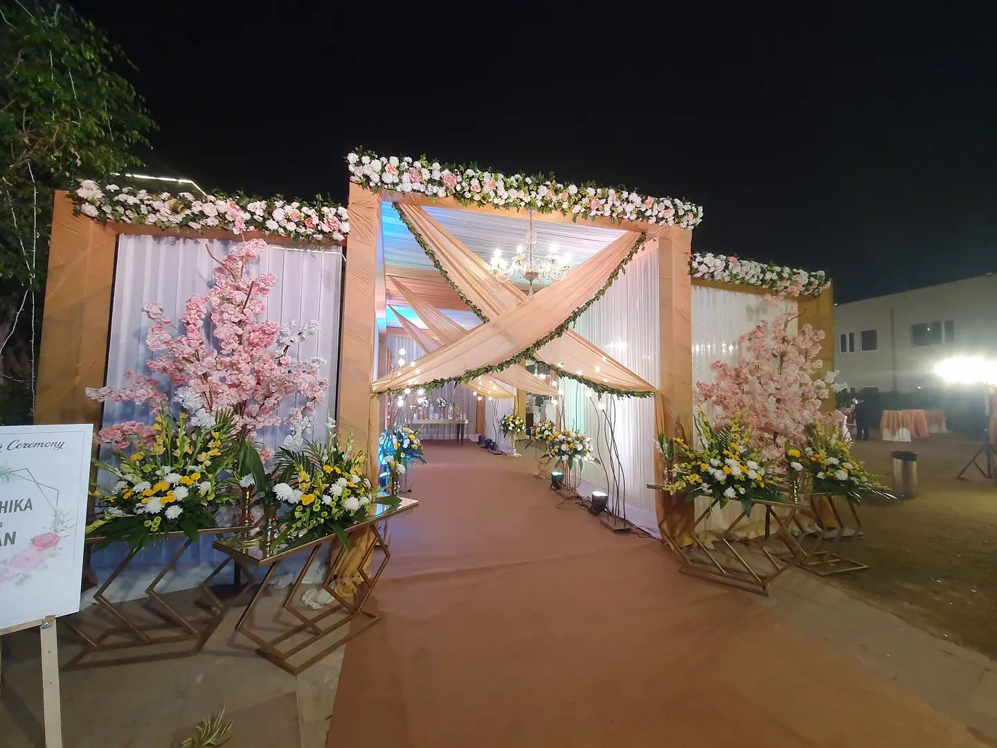venue-img