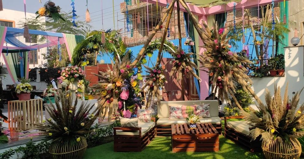 venue-img
