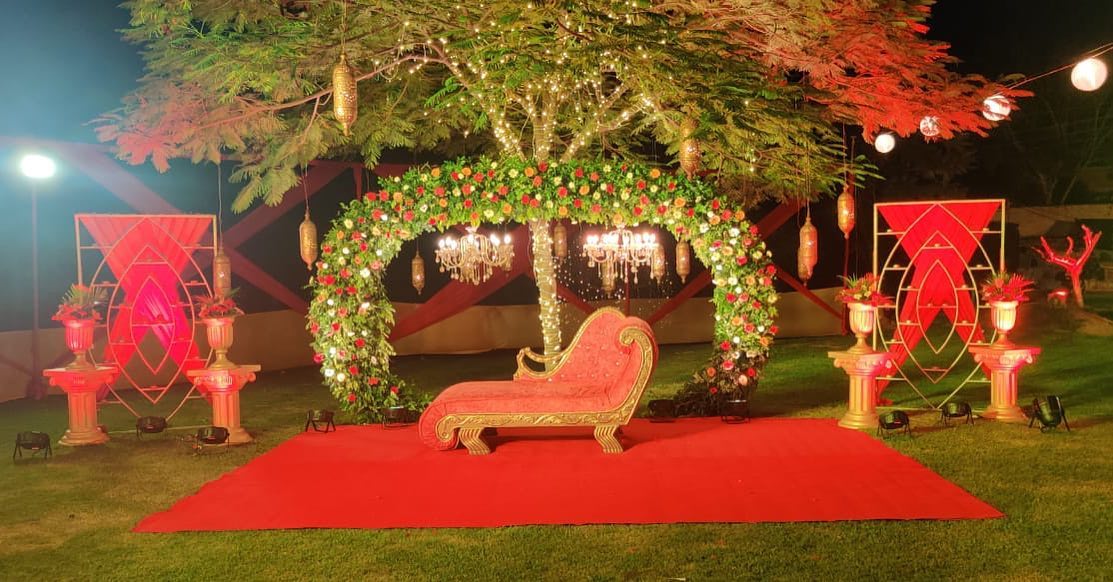 venue-img