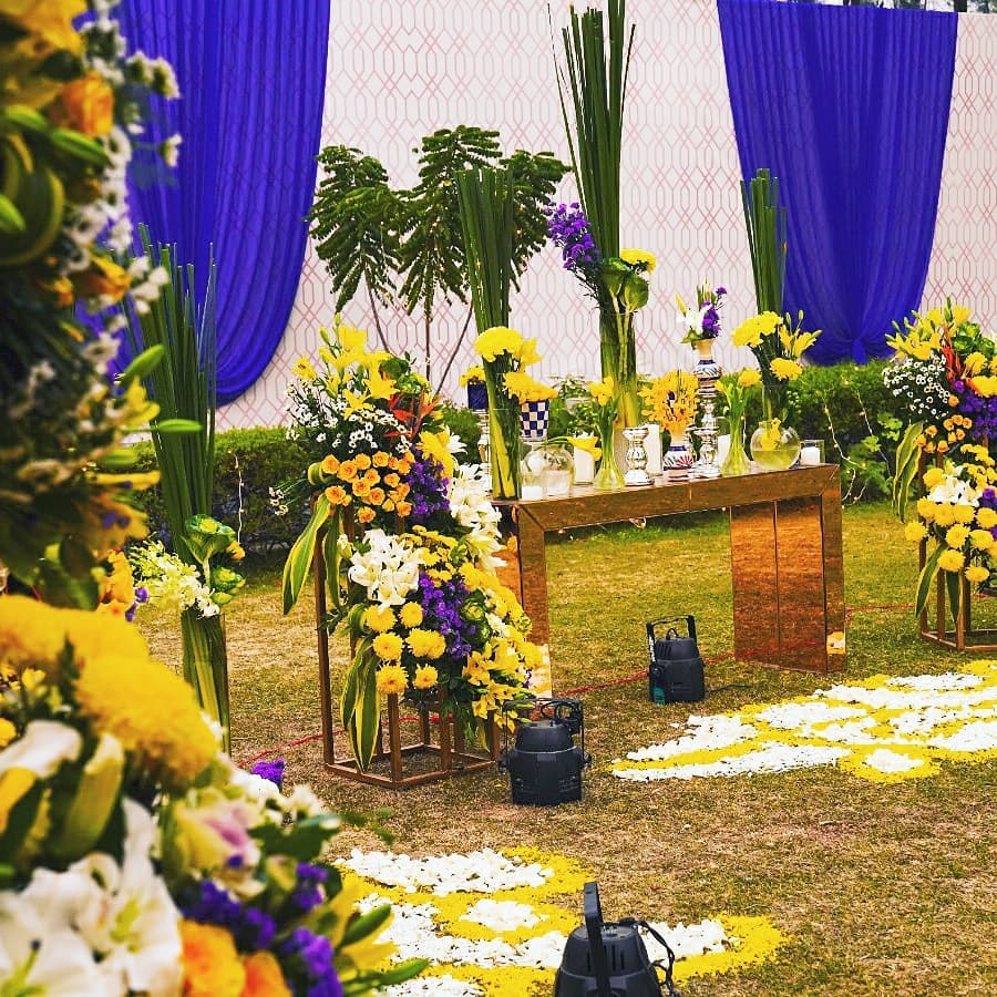 venue-img